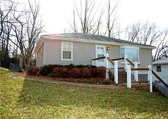 Terrific Street Appeal - Vinyl Windows and Vinyl Siding