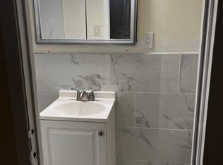 25315 149th Ave FLOOR 2, Rosedale, NY 11422