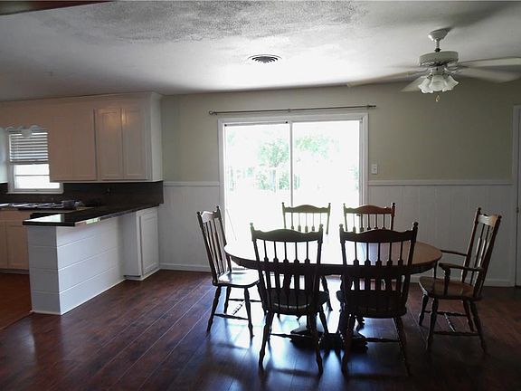 4th image of 3532 Norton Dr