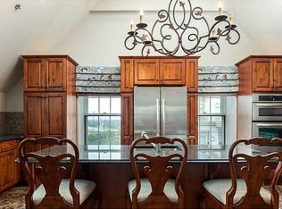 1000 Chapel View Blvd UNIT 312, Cranston, RI 02920