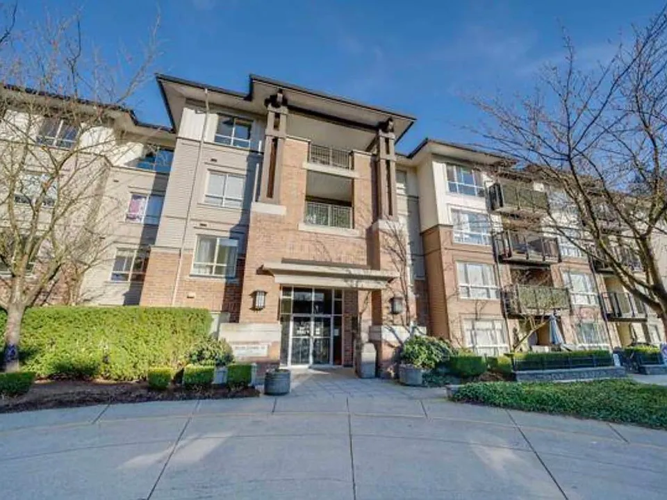 23370 Haney Byp #406