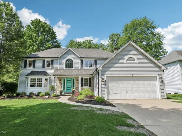 4498 Muirfield Way, Cleveland, OH 44145