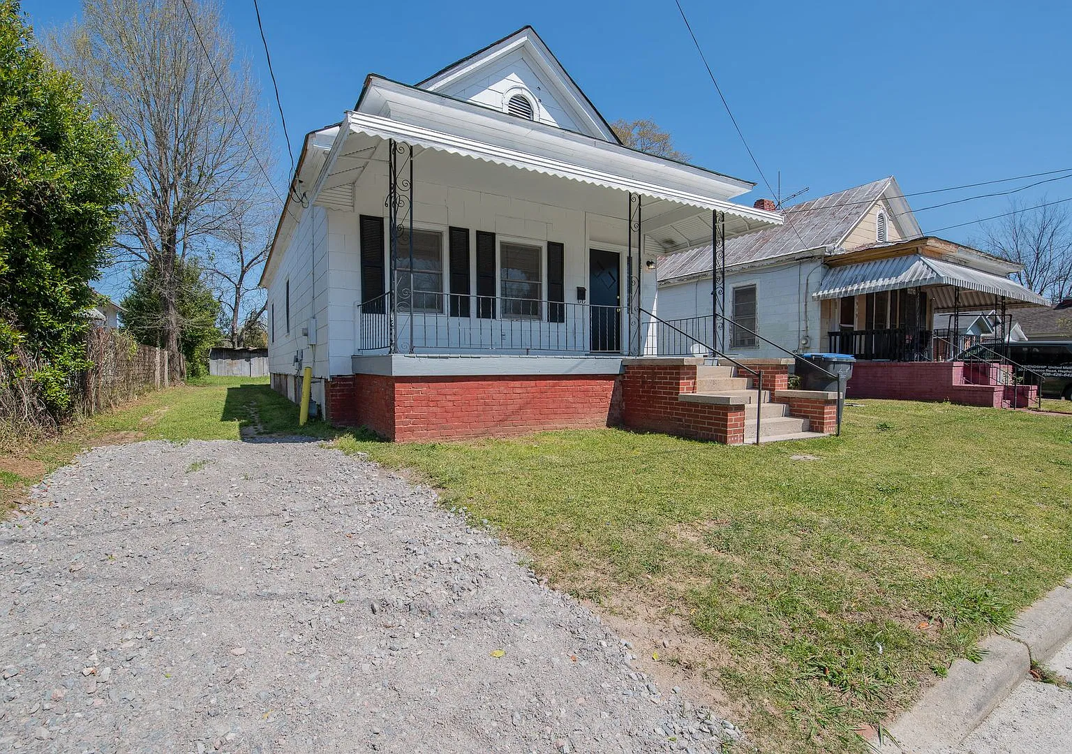 Newly Renovated 2 BD/ 2 BA home in available for rent! Vouchers Accepted! — Photo 1