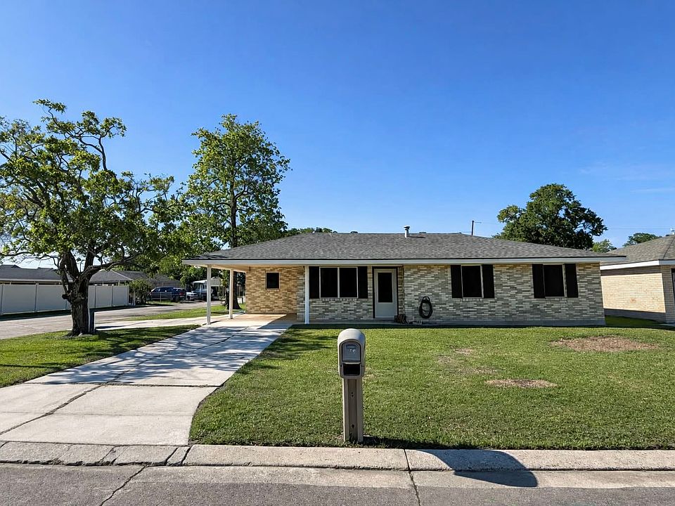 1st image of 232 Fairmont Dr