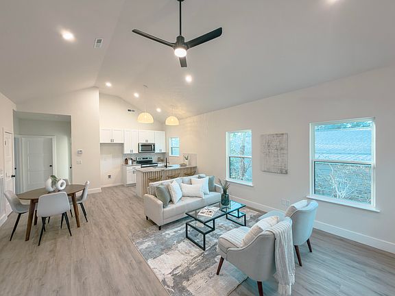 5th image of 900 Line St