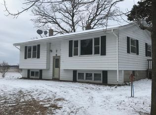 27480 University Ave NE, Isanti, MN 55040