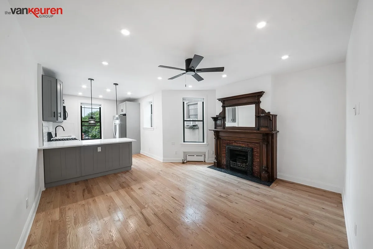 675 Vanderbilt Avenue #3C in Prospect Heights, Brooklyn | StreetEasy