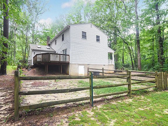 3rd image of 24790 Barbara Ln