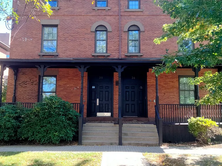 36 Imlay St #A — Photo 8
