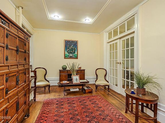 3rd image of 510 W 123rd St APT 31