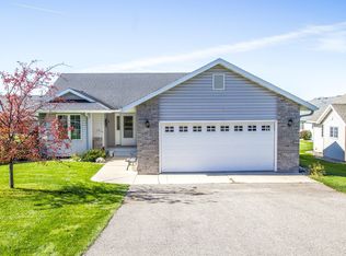 720 Rosewood Ln, Alexandria, MN 56308