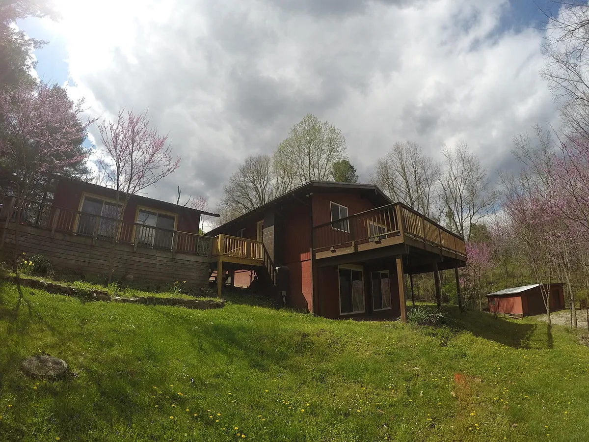 Building Photo - 5995 Marion Johnson Rd