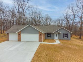 6075 Oak Leaf Dr, Harrison, AR 72601