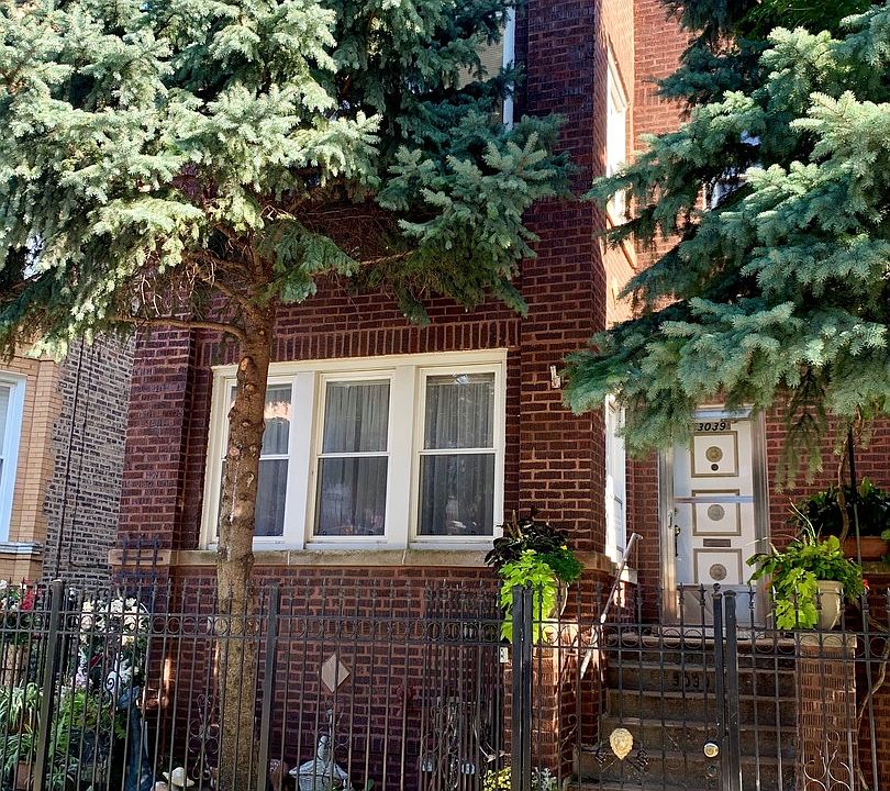 1st image of 3039 N Haussen Ct #2