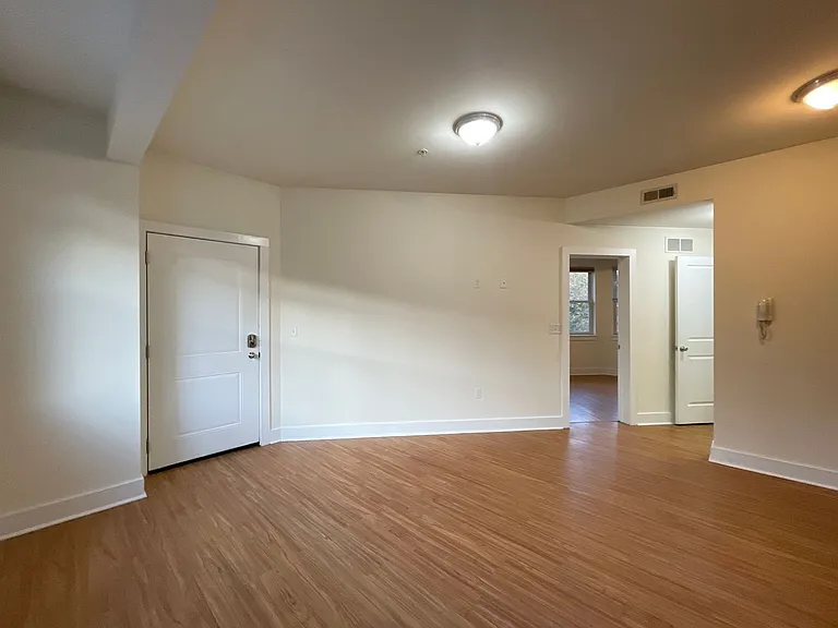 3842 Lancaster Ave. — Photo 3