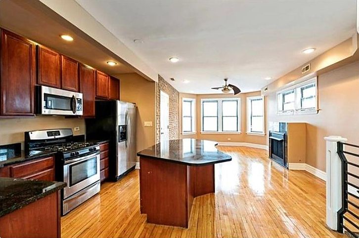 1st image of 6610 S Kenwood Ave APT 208
