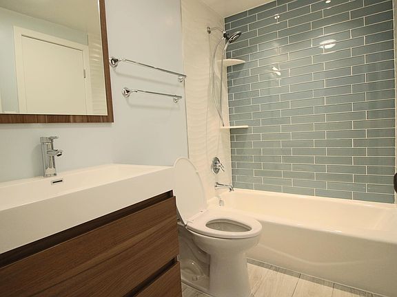 New Modern Bathroom