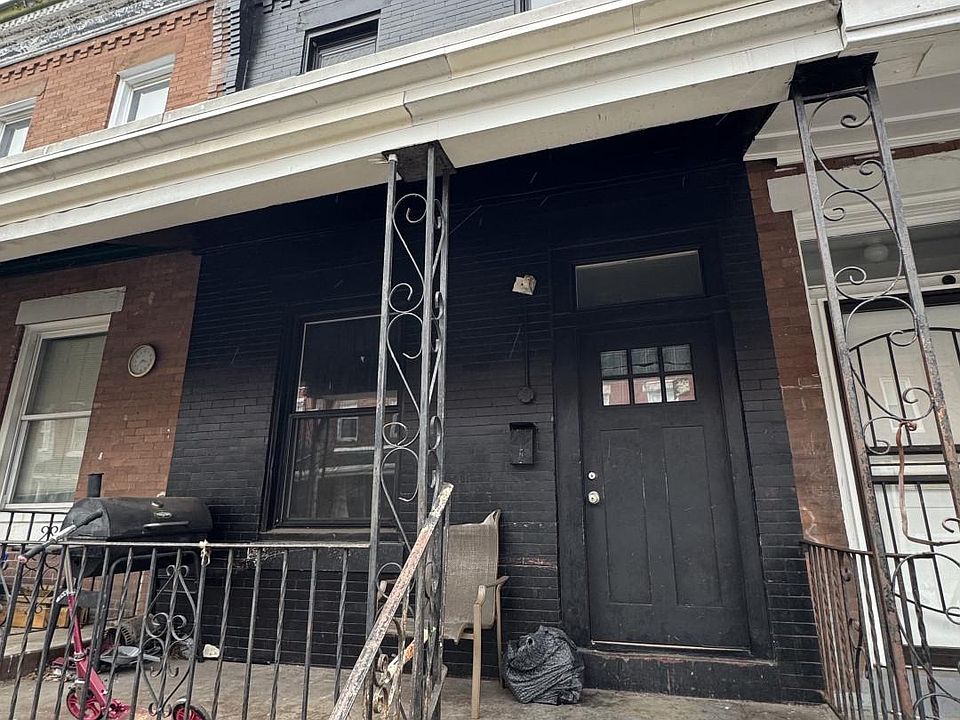 1st image of 2149 W Grange Ave