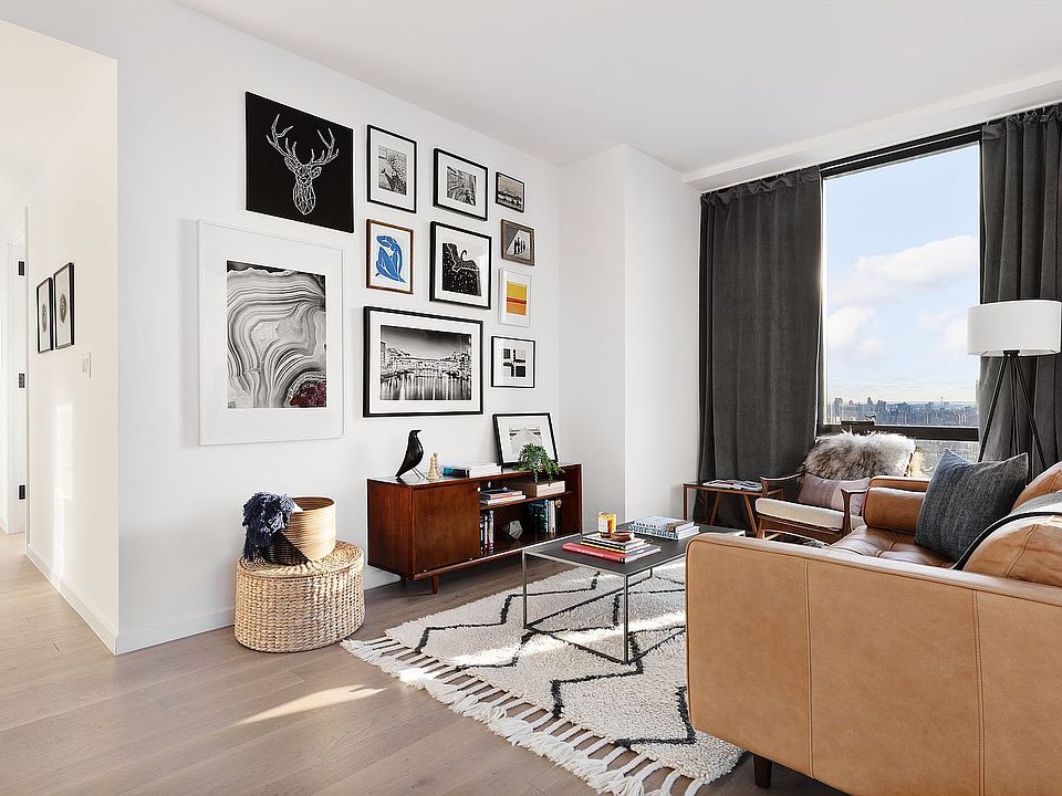 1st image of 626 1st Ave APT E35h