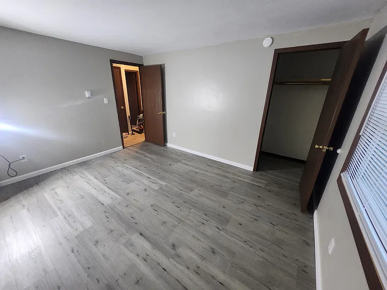 56 Frances St #5 — Photo 14