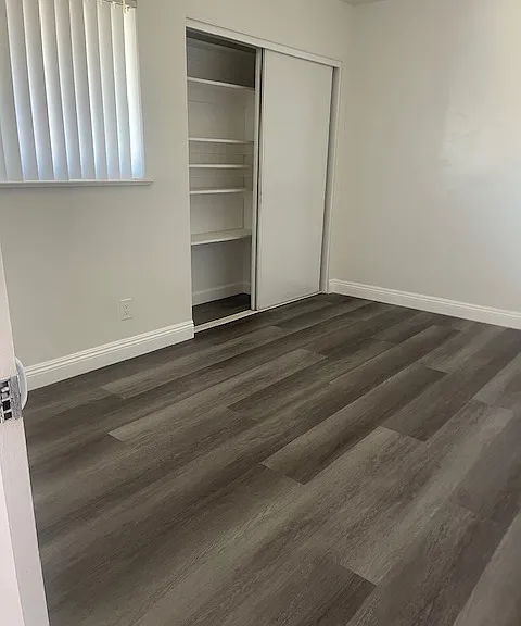 92 Glover Ct — Photo 10