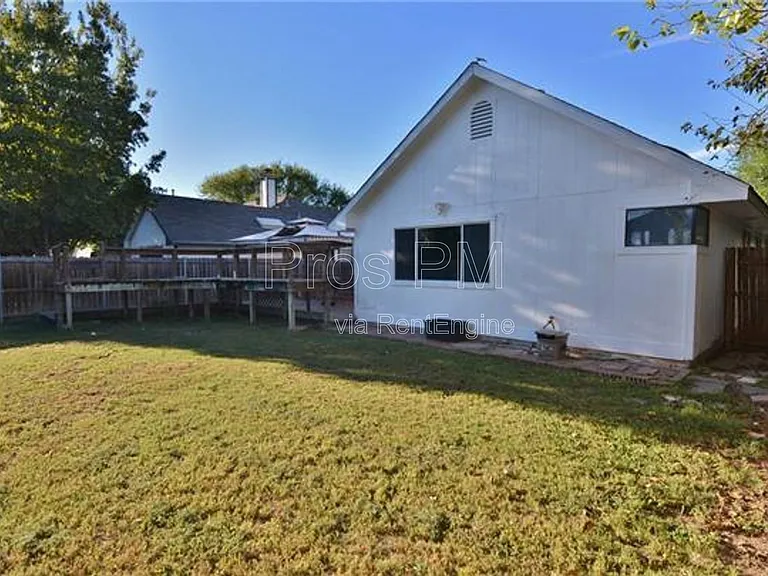 4108 Goodnight Cir — Photo 19