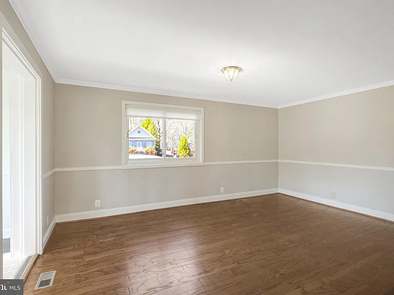 2031 Hillside Dr — Photo 55