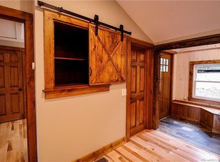 122 Flood Bridge Rd, Southbury, CT 06488