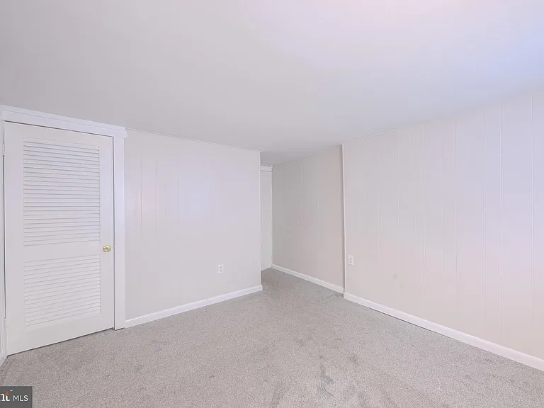 2924 Salmon St — Photo 23