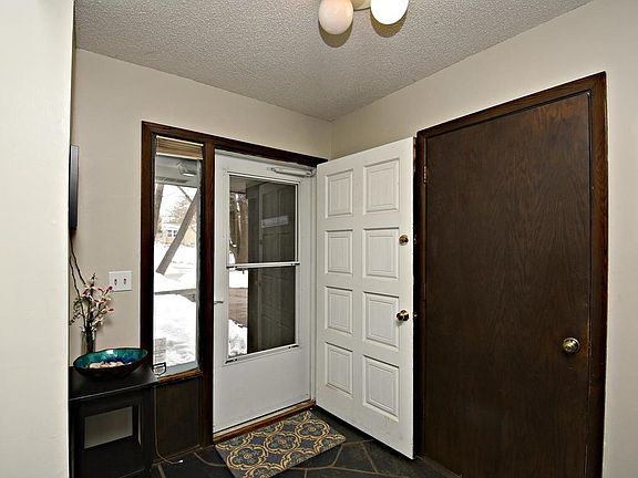 2nd image of 13135 Thomas Cir
