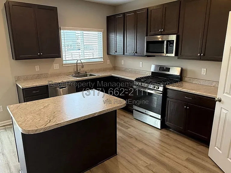 5509 W Woodhaven Dr — Photo 10