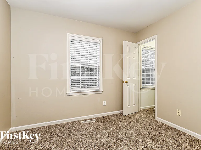 5952 Bluestem Cir — Photo 16