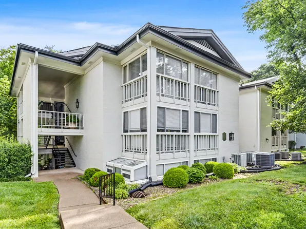 395 Redding Rd APT 158, Lexington, KY 40517