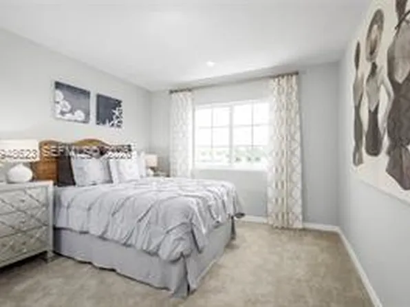 561 NW 10th Ct, Florida City, FL 33034