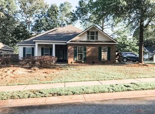 105 Weatherwood Rd, Kathleen, GA 31047