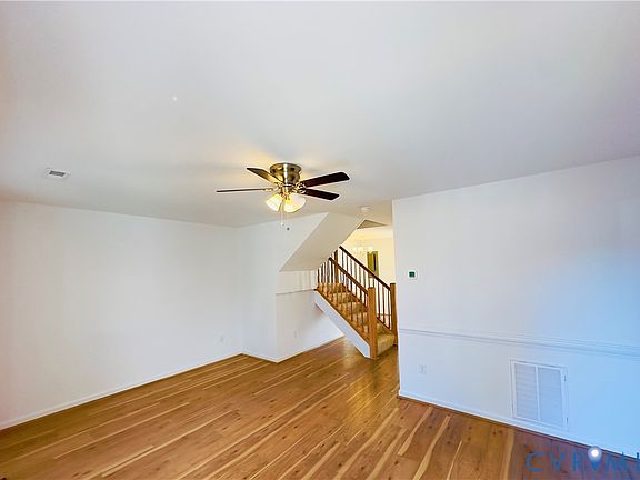 3rd image of 4954 Finnegan Ct