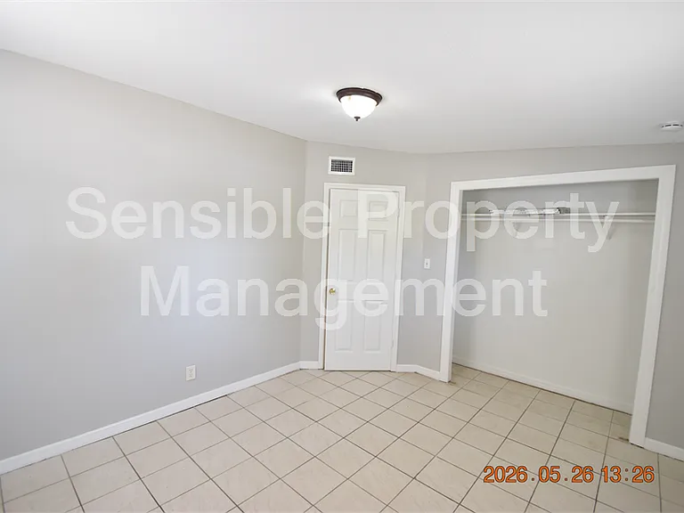 4011 W Marietta St — Photo 29