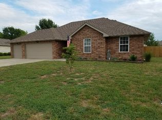 2802 E Whitney Way, Joplin, MO 64801