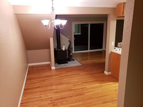 4th image of 476 Lenzen Ct