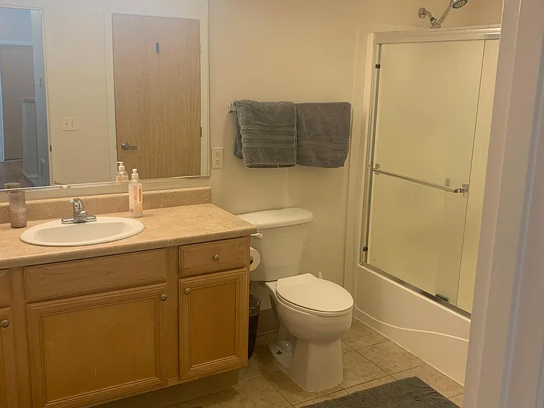 500 Darby Dr #302 — Photo 12