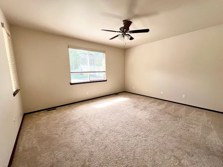 7704 W Washington Ave — Photo 43