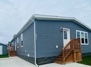 1054 Marble Dr, Milford, MI 48380