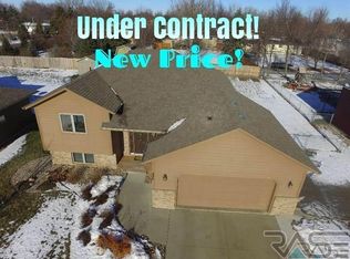 420 W 5th St, Tea, SD 57064