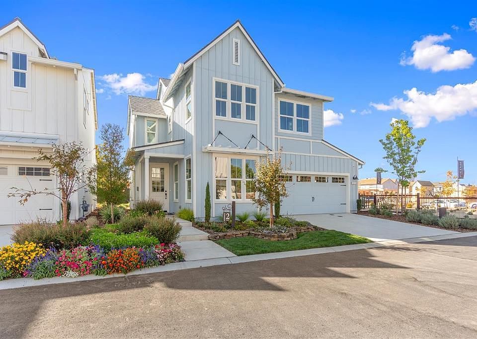 1st image of 972 Farmhouse Way