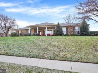 3510 Pebble Ridge Dr, York, PA 17402