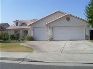 2915 Stone Meadows Dr, Bakersfield, CA 93313