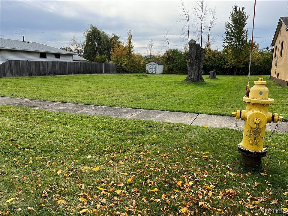 1st image of 511 Homecrest Dr #20