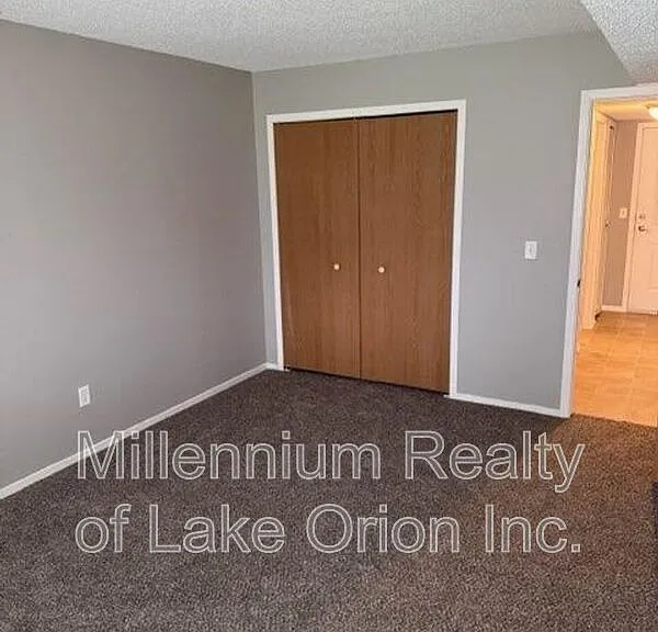 25 Louck St #5 — Photo 7