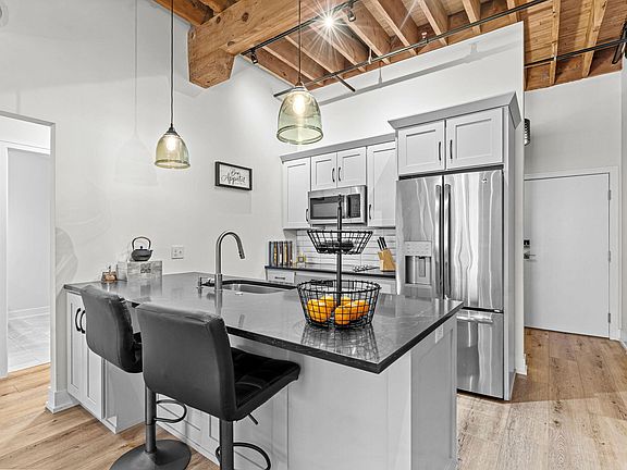 5th image of 110 Central Ave APT 104