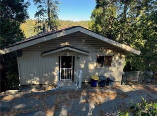 24058 Cresta Dr, Crestline, CA 92325